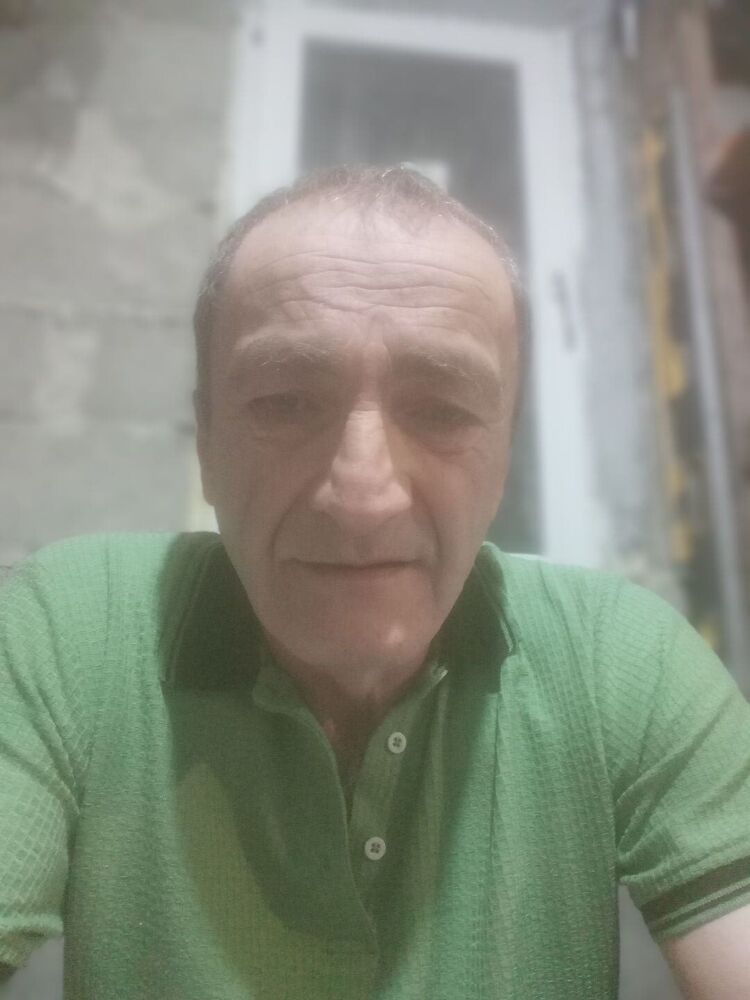  40232463  , 59 ,    