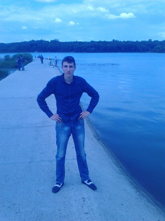  ,   Cristi, 30 ,   