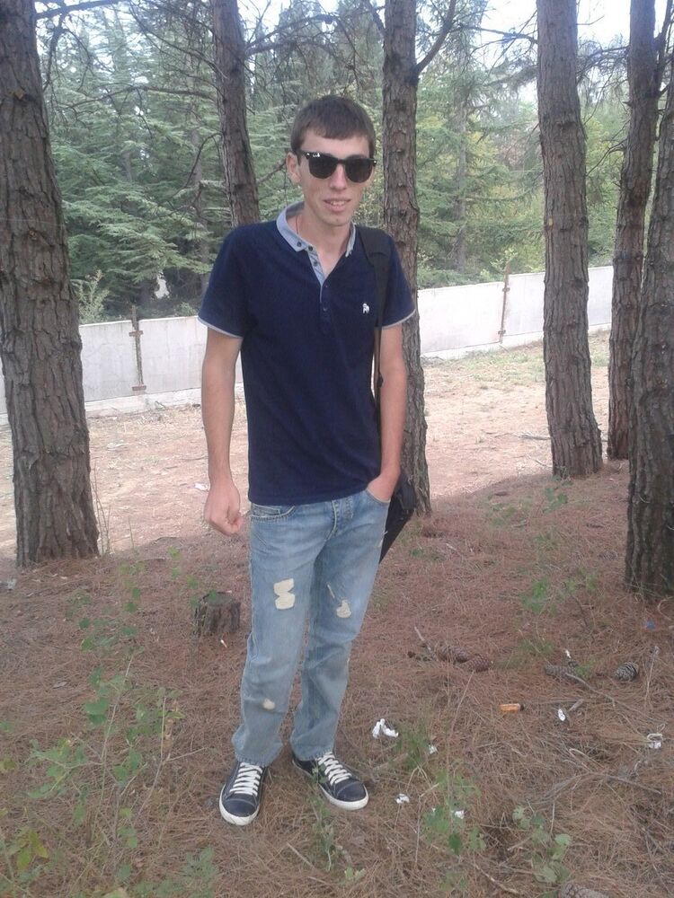  5132983  Levani, 30 ,    