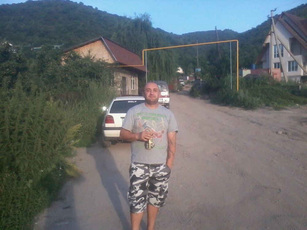  6138913  Roman, 36 ,    
