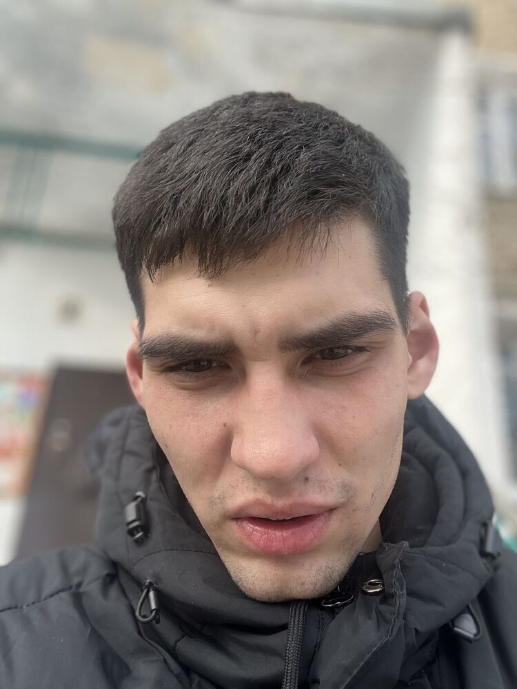  41968843  , 24 ,    -