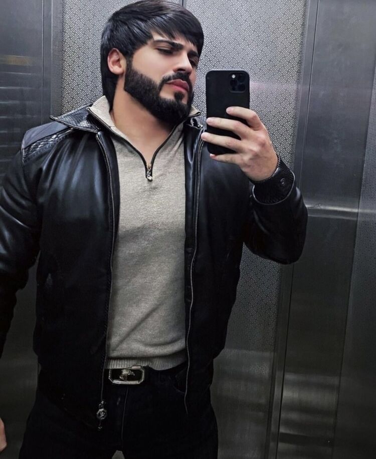  52889173  Elnur, 33 ,    