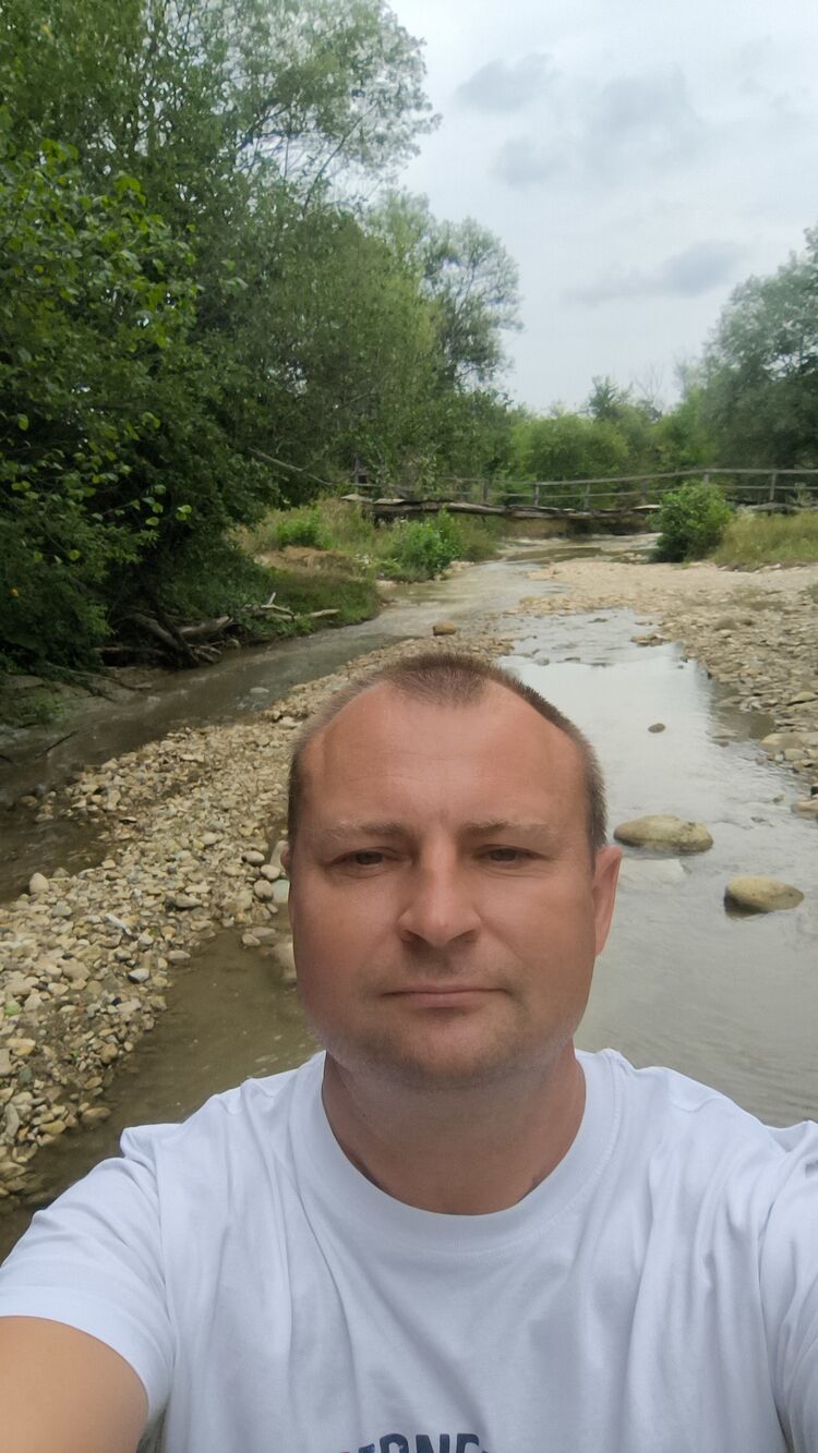  53247553  , 42 ,    