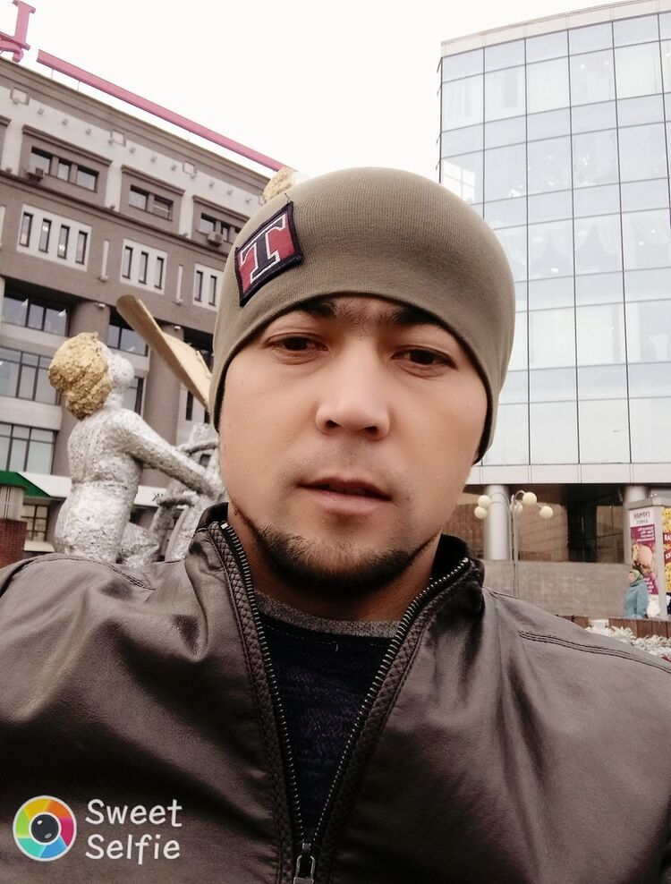   ,   BeeK, 34 ,  