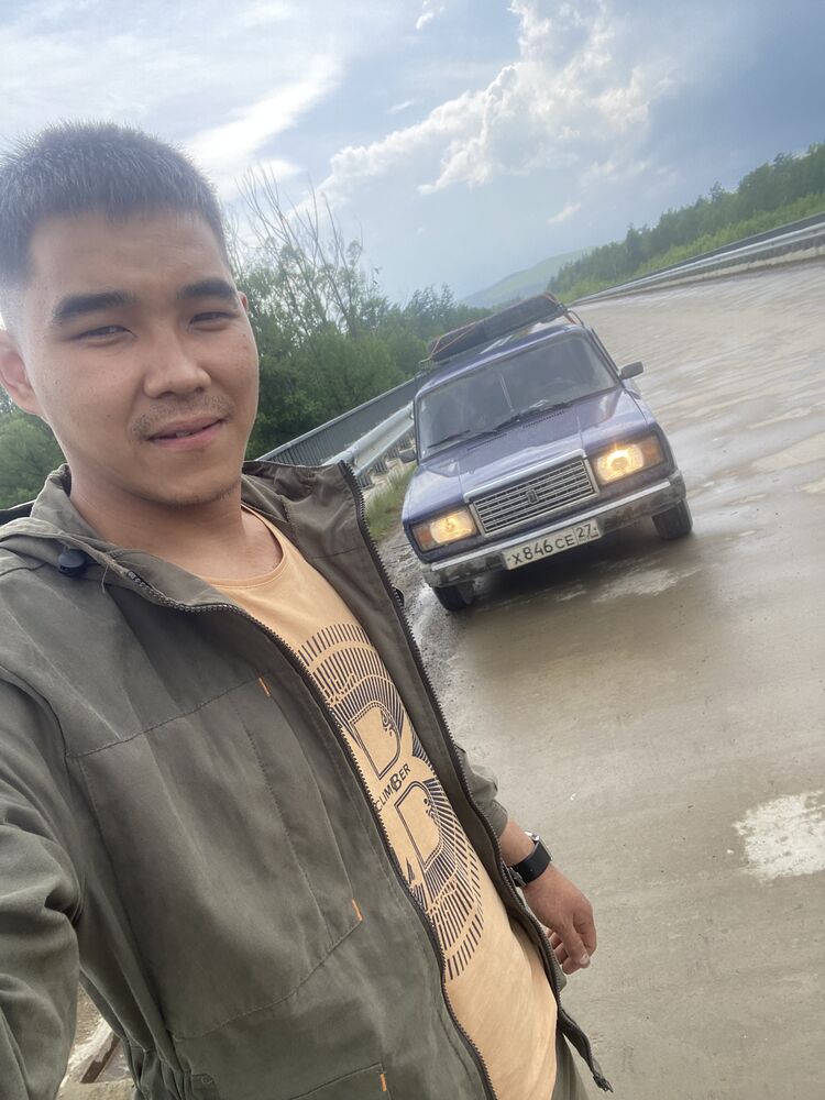  52162363  Artyom, 27 ,    