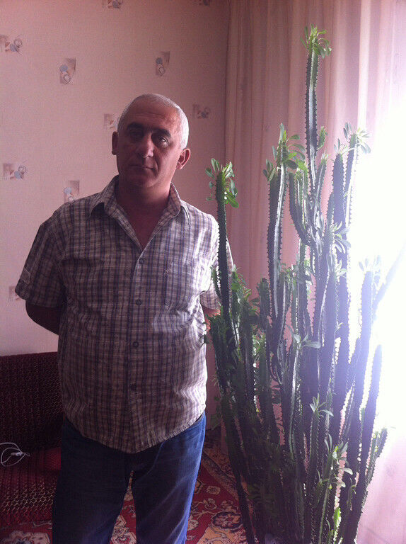  4682403  Rudik, 56 ,    