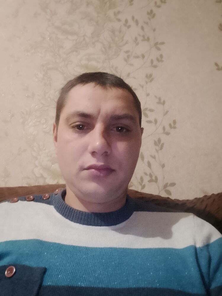  48022693  Artem, 30 ,    