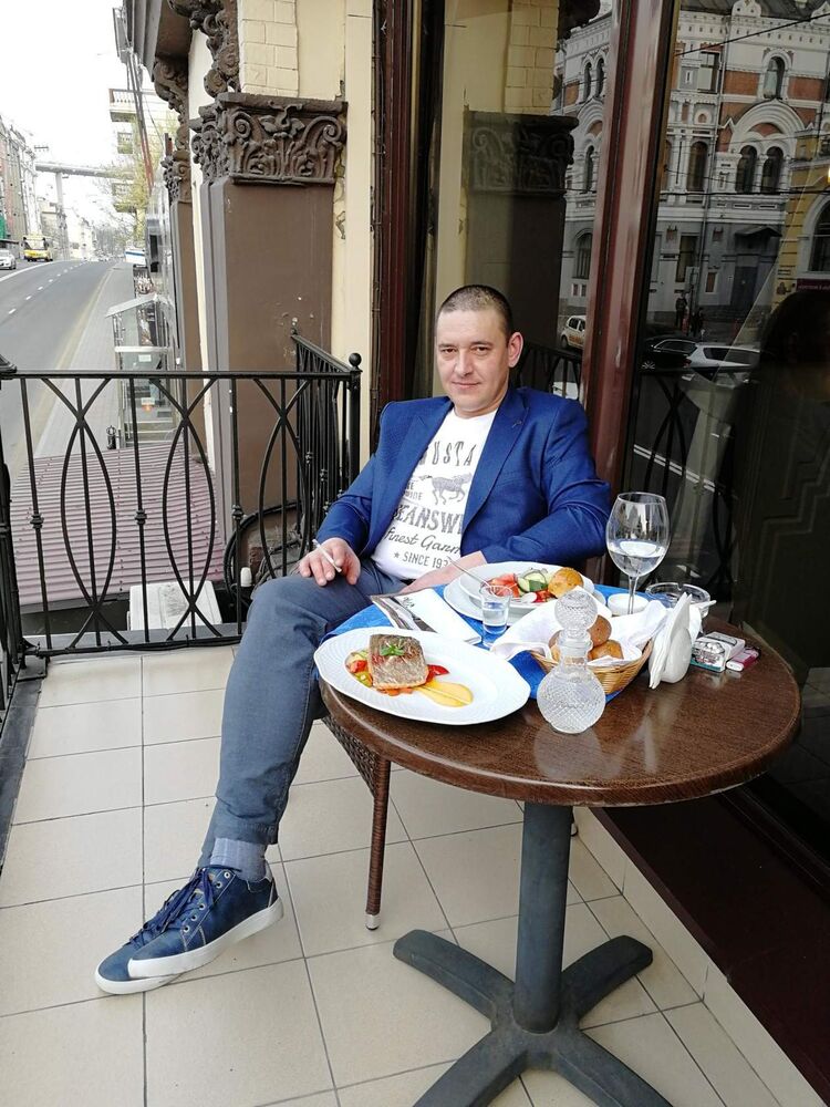  33365983  , 46 ,    -