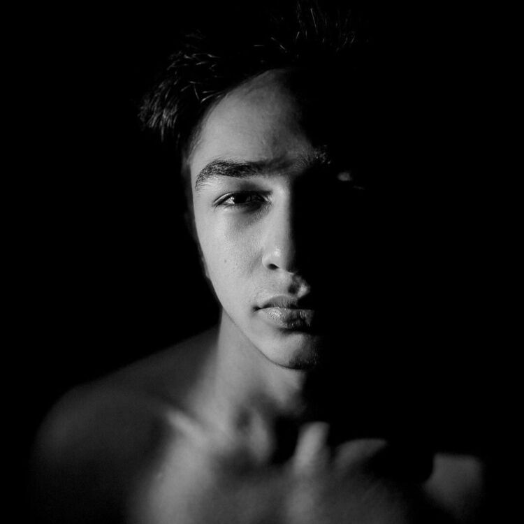  33778653  Daler, 21 ,    