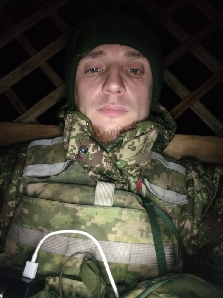  ,   Ivan, 32 ,   ,   , c , 