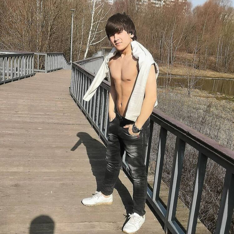  ,   Ali, 24 ,   ,   , c 