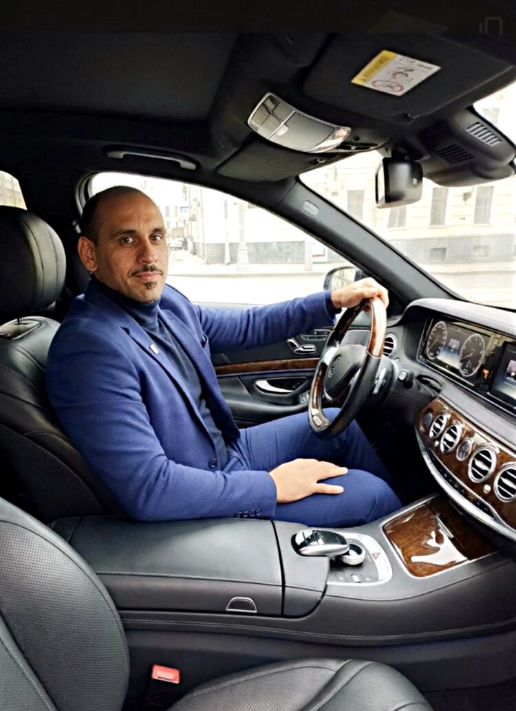 ���������� ������, ���� ������� Russell, 39 ���, ������������ ��� ����� � ���������, c�������� ���������