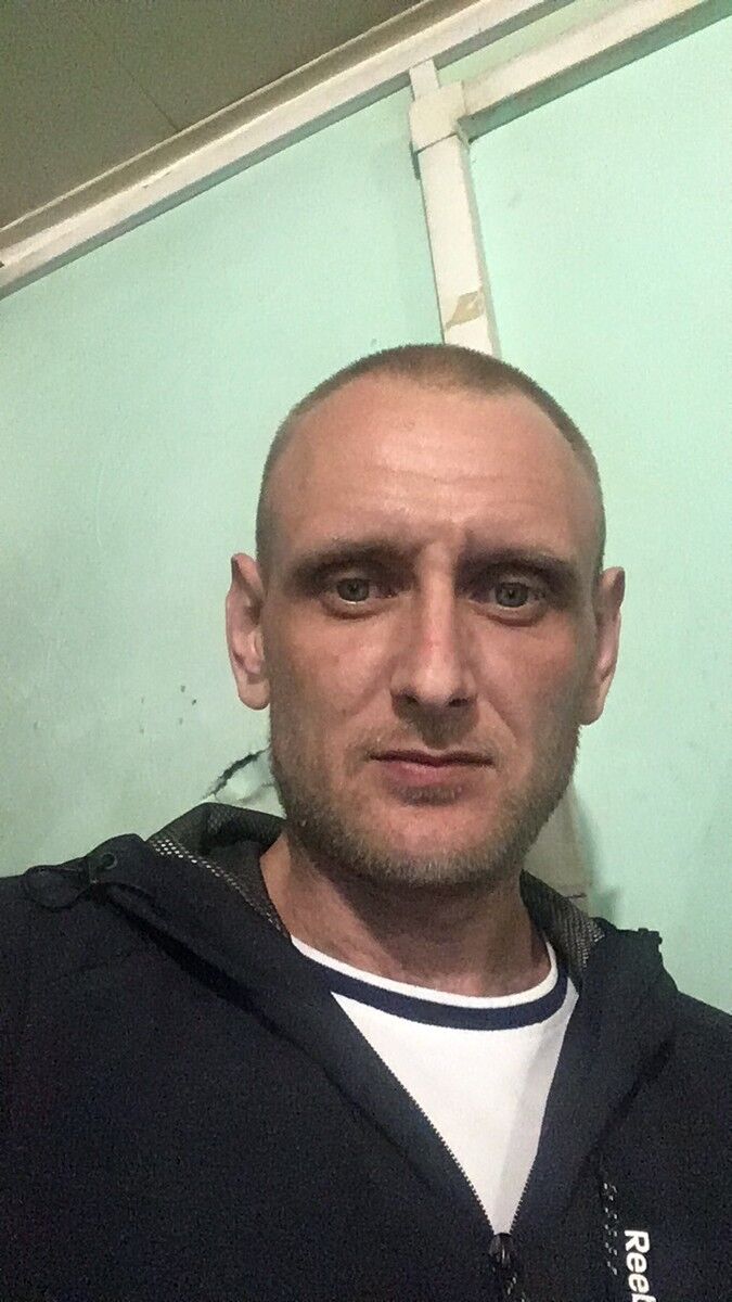  15888343  , 40 ,    