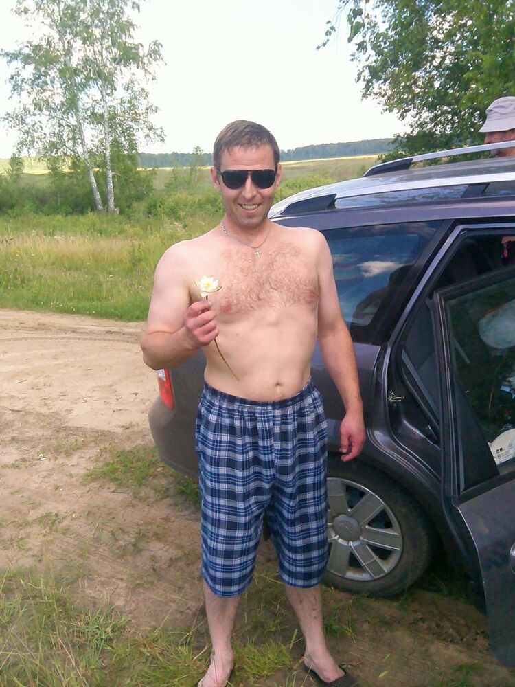  19534003  Vasilyi, 46 ,    