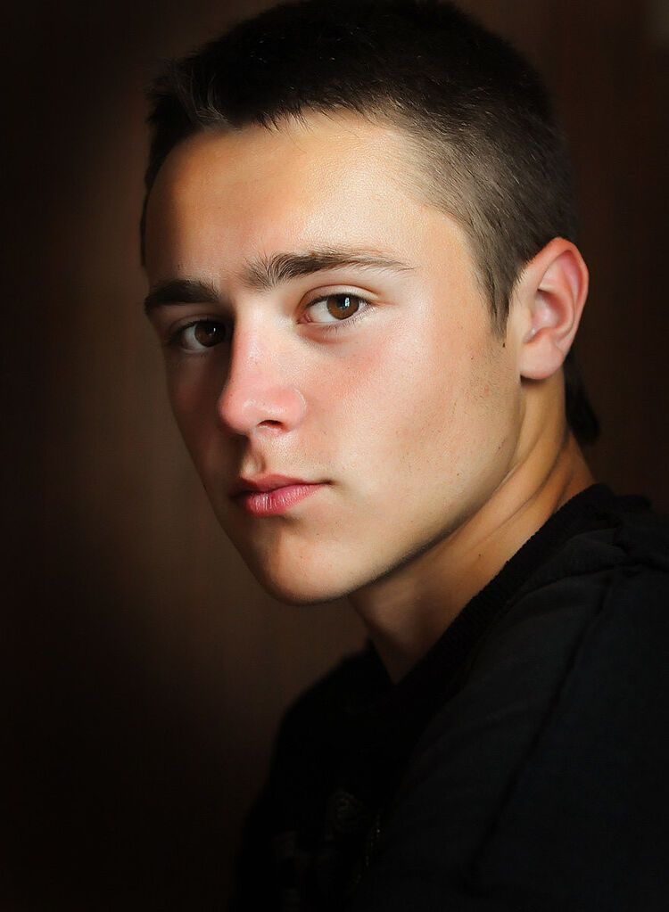 ���� 16103403 ������� �����, 32 ����, ���� ���������� � �����