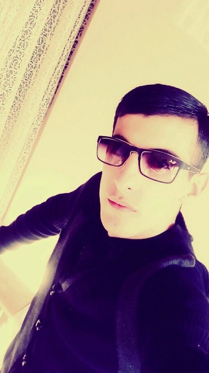  ,   Dav, 32 ,   ,   , c 