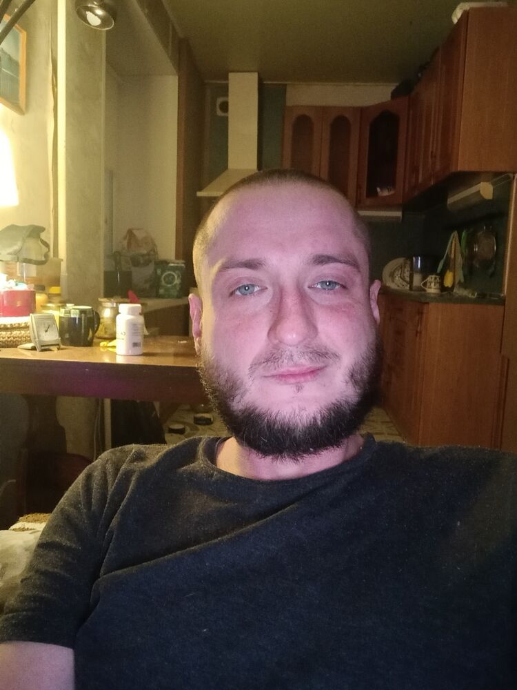  ,   Pavel, 35 ,   ,   