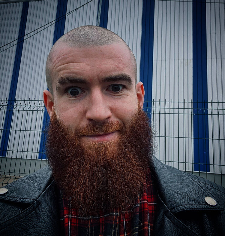  34343763  Vladimir, 32 ,    