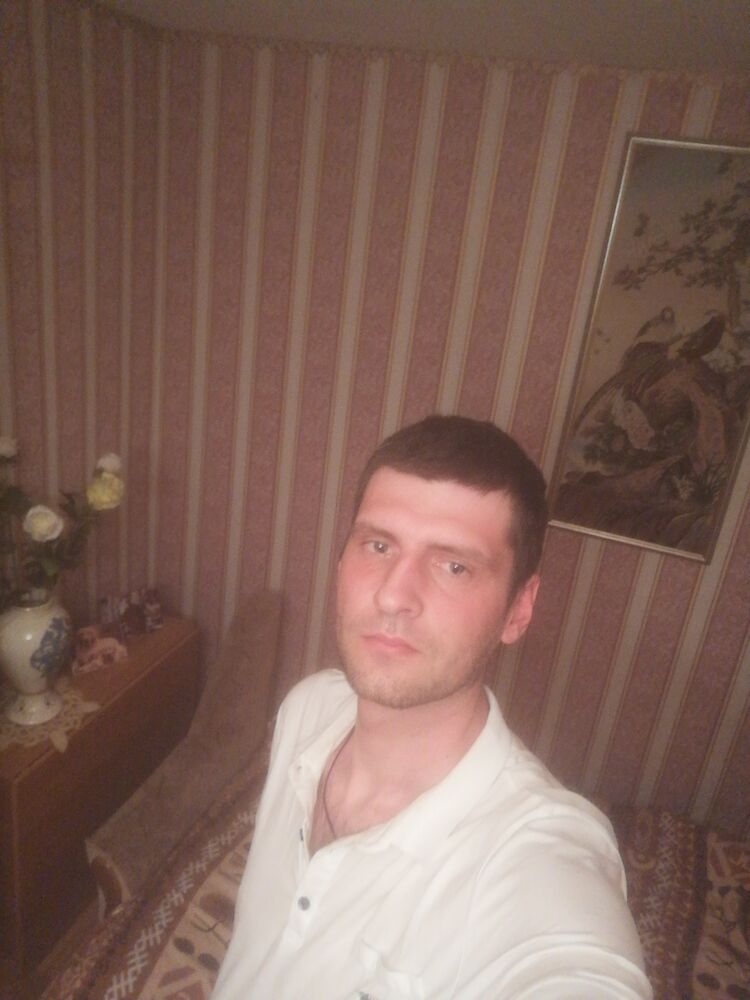  34878063  Igor, 33 ,    