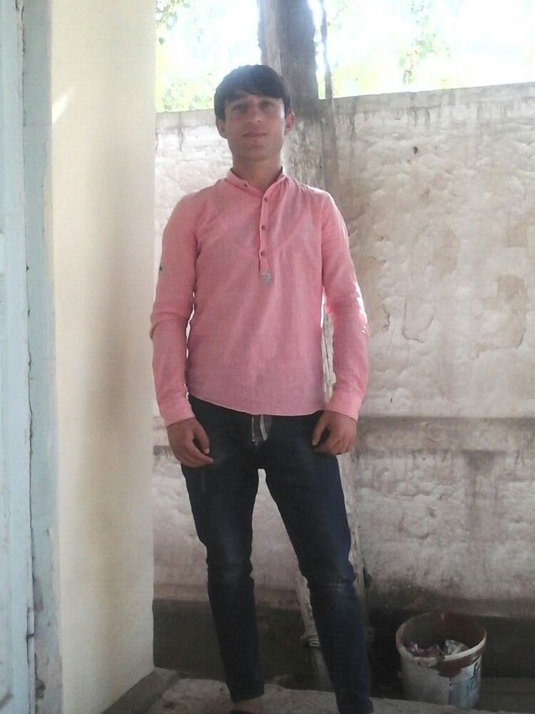  -,   Safarali, 34 ,   ,   , c , 