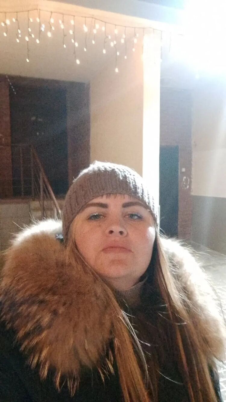  ,   Ekaterina, 32 ,   c 