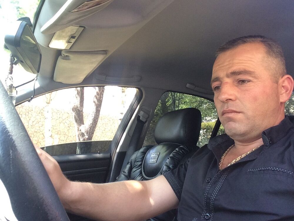  8026913  Armen, 45 ,    