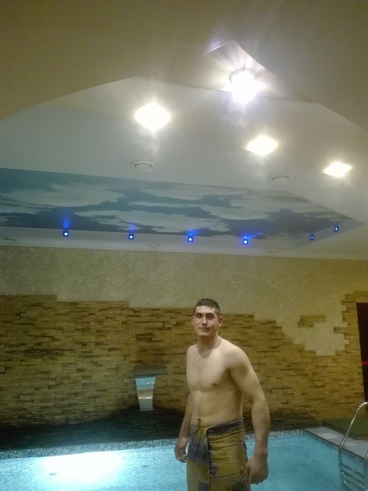  9553453  , 28 ,    
