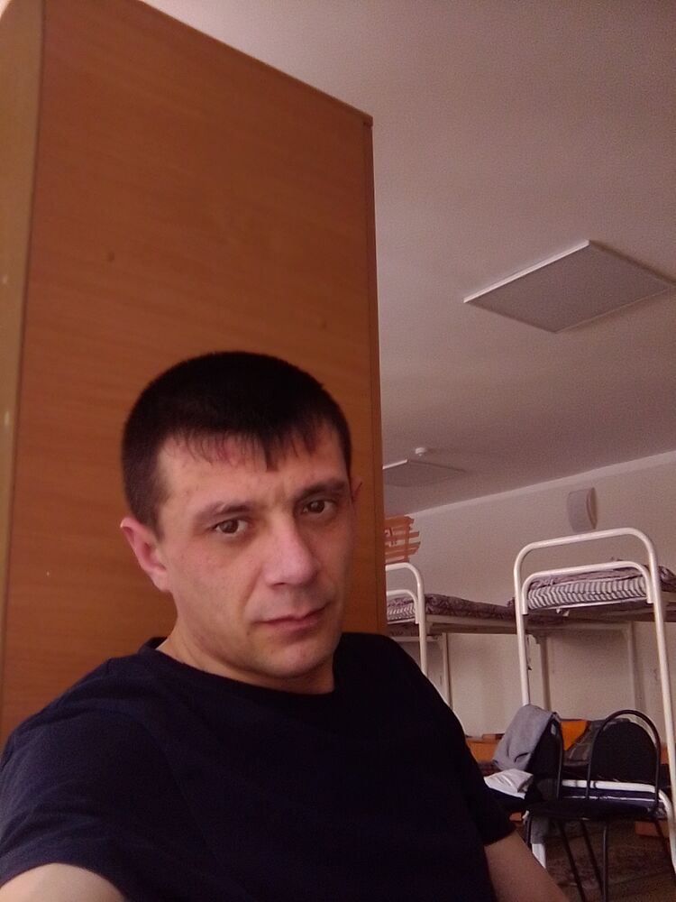  42226713  , 37 ,     
