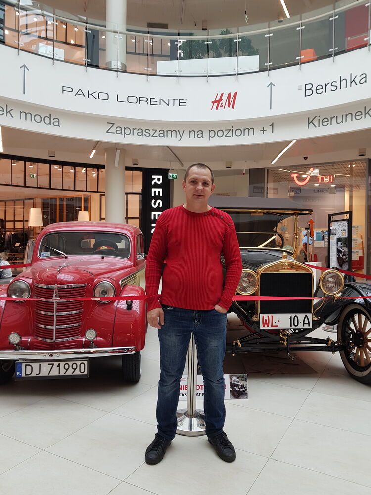  25870913  Ruslan, 44 ,    