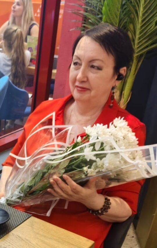  53492103  Tatyana, 70 ,    