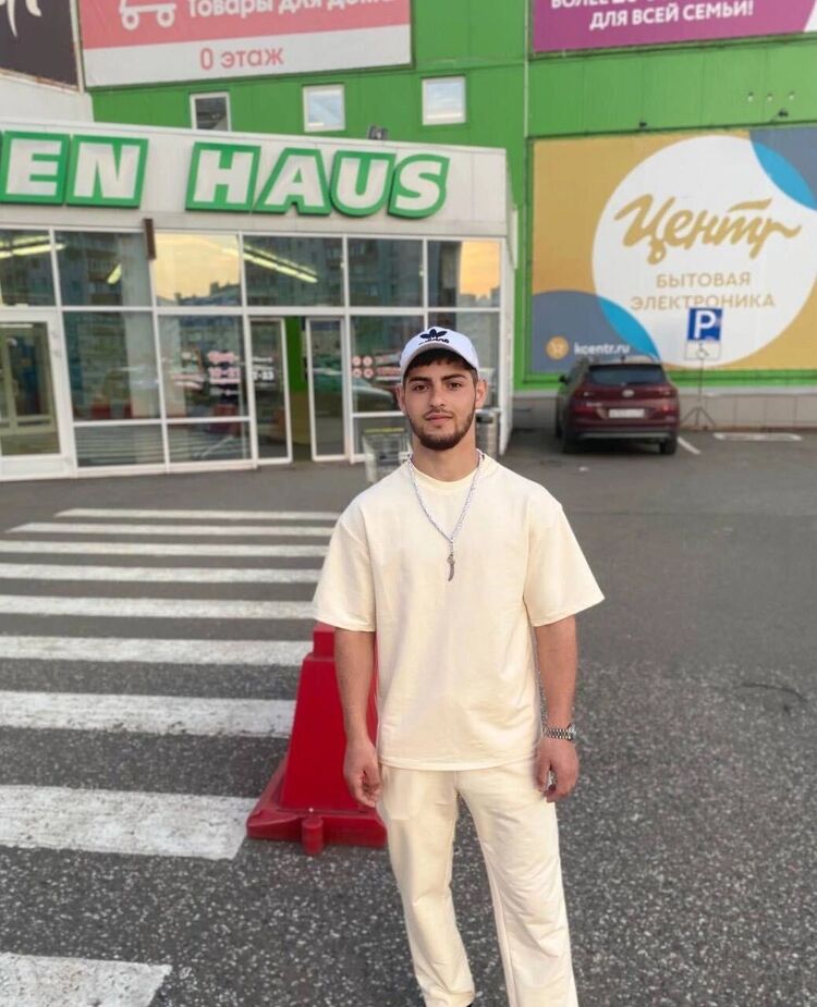 ���� 38775223 ����� Murid, 21 ���, ���� ���������� � ������