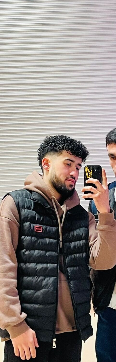  51823883  Umed, 29 ,    