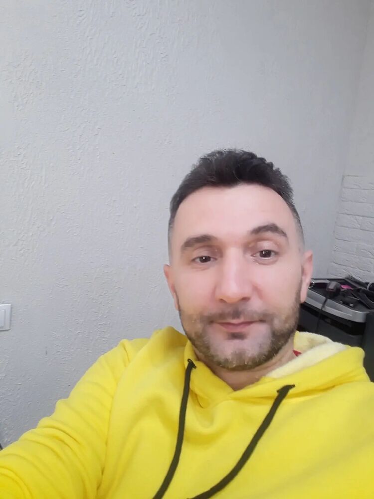  45735733  , 41 ,    