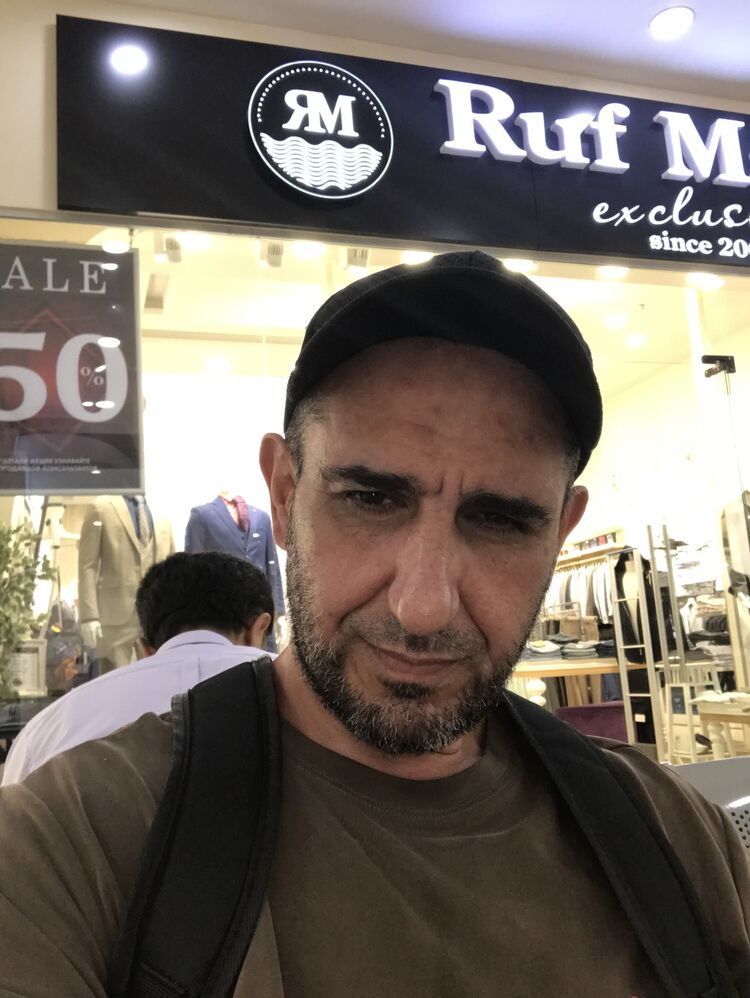  52503543  Salim, 38 ,    