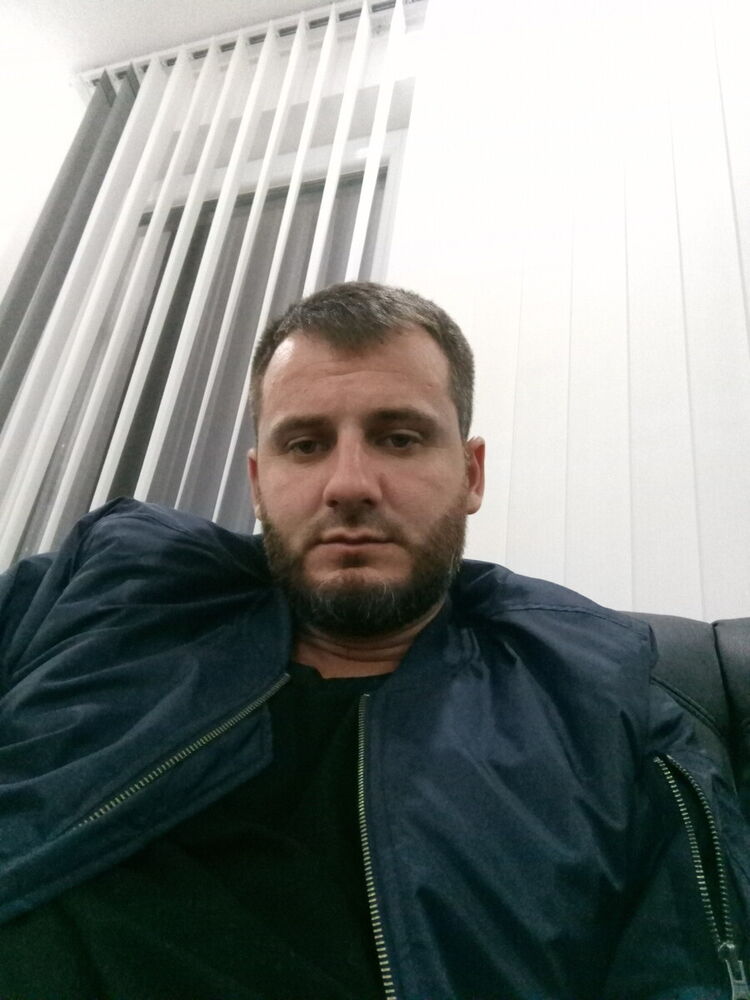  Bitola,   Kujtim, 36 ,   ,   , c 