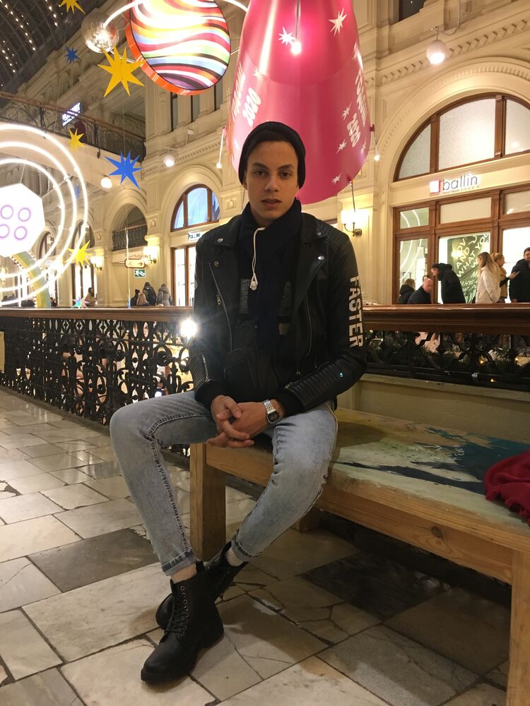  39237693  , 24 ,    -