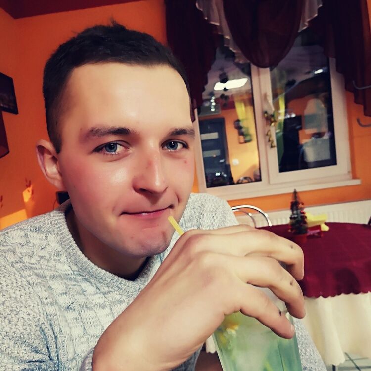  18535243  , 31 ,    