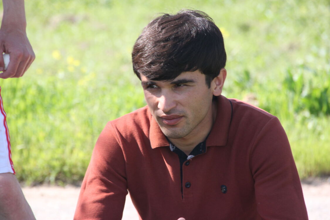  42978933  Amir, 29 ,    