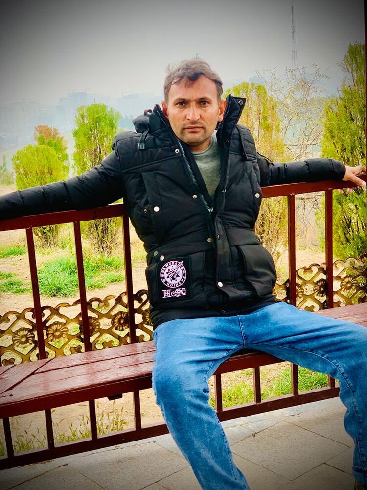  53746073  Jhon, 35 ,    