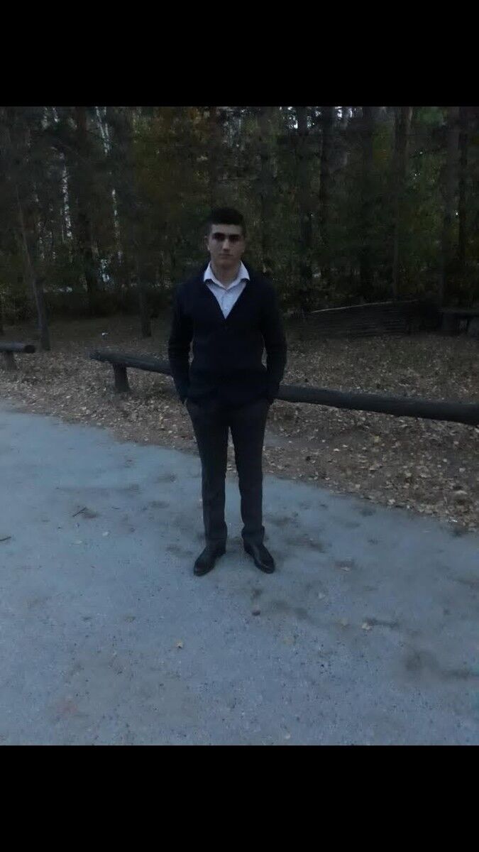  18749793  , 25 ,    