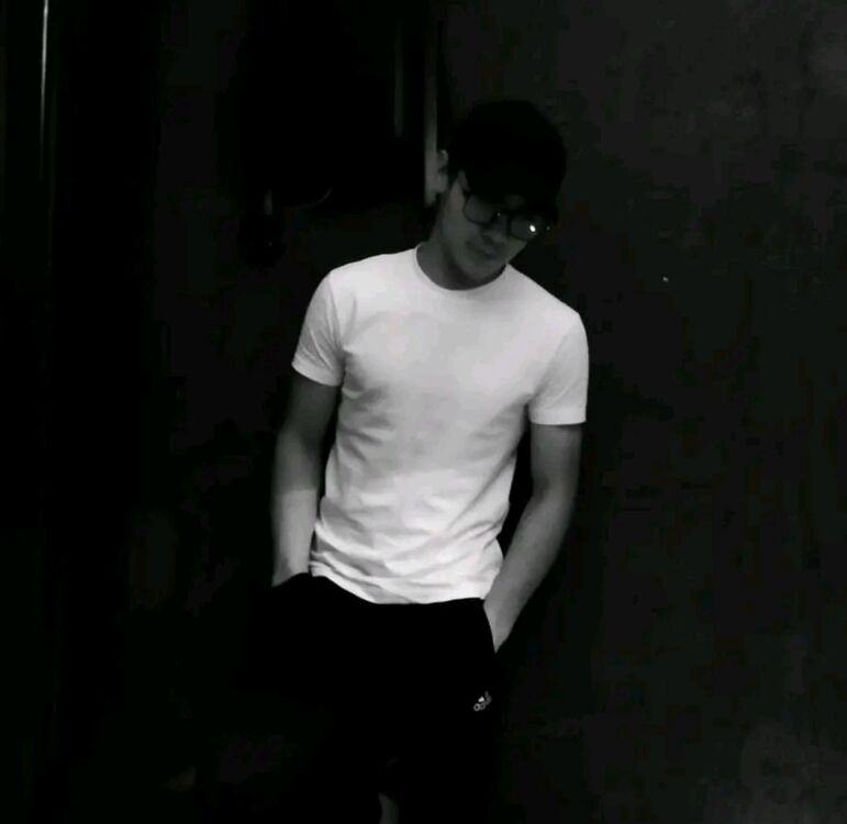  ,   Nurihan, 20 ,   ,   