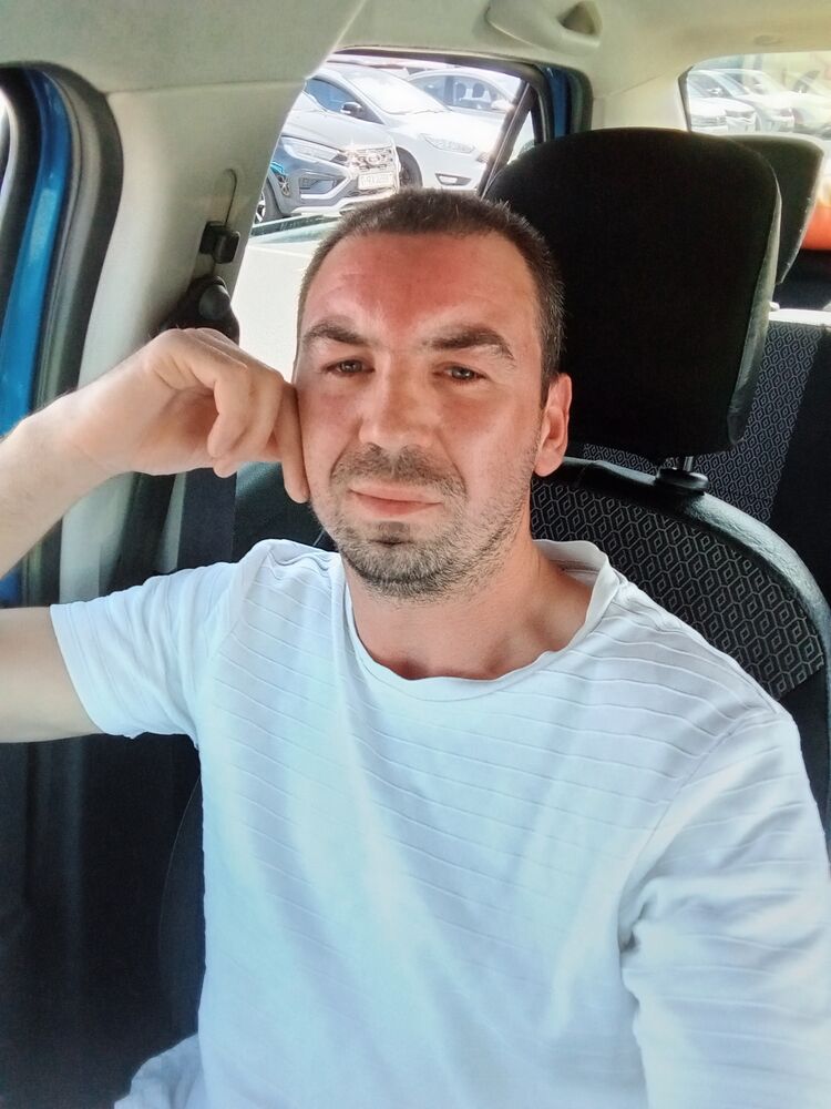  53325313  , 40 ,    
