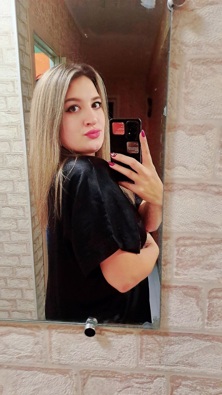  52390483  Elizaveta, 26 ,    