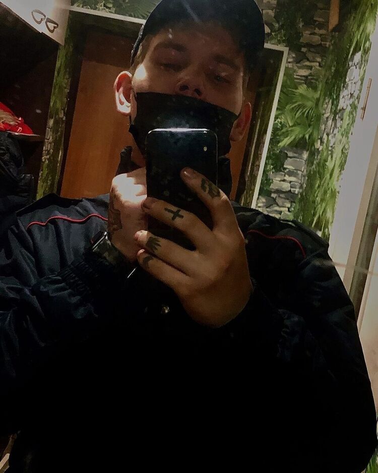  21121743  , 23 ,    