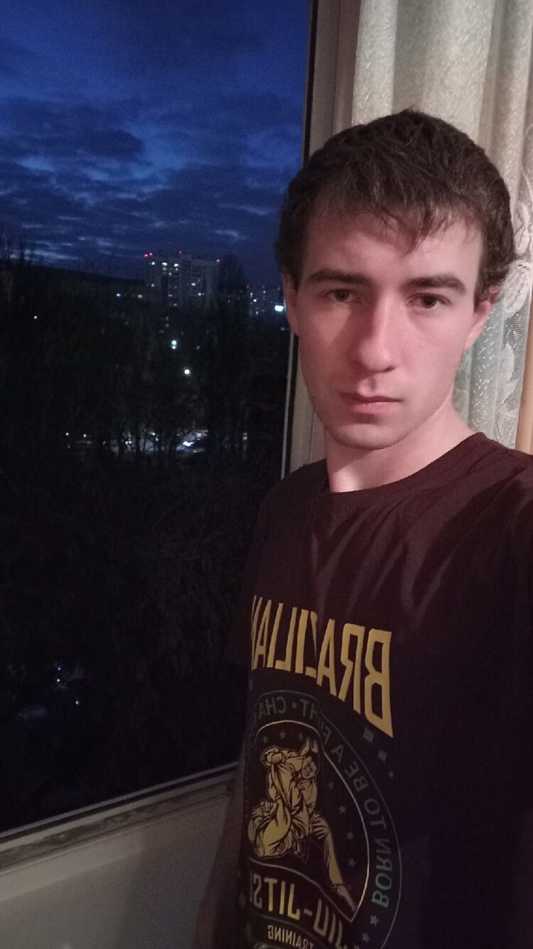  40521023  Dima, 26 ,    