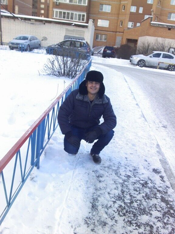  47757313  Nurillohon, 31 ,    