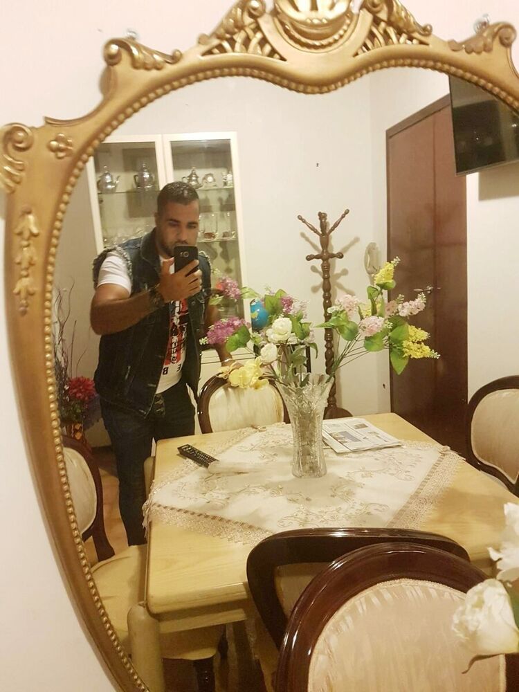 Milan,   Akhbar, 43 ,   ,   , c 