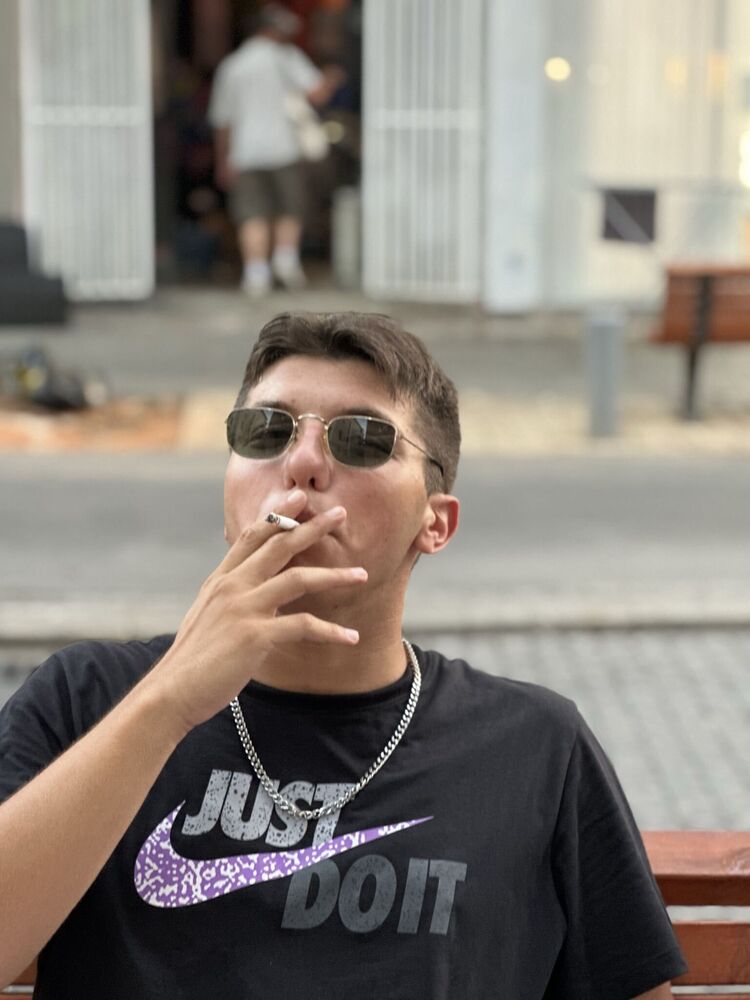  Ramat HaSharon,   Oktay, 20 ,   ,   