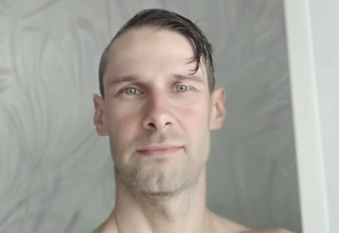  44384343  , 36 ,    