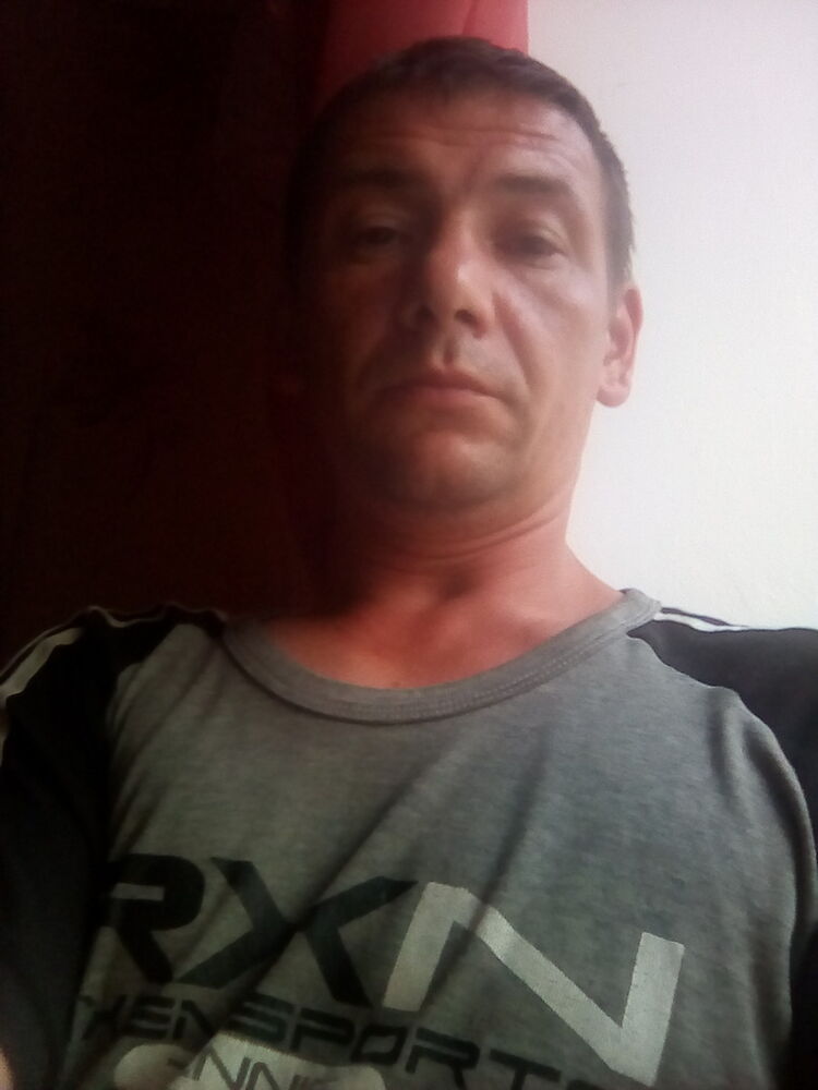  13358623  Leon, 43 ,    